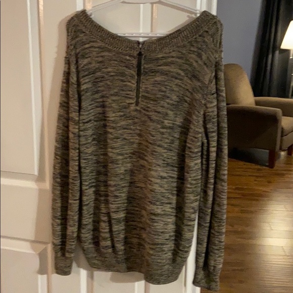 Reitmans sweater - Picture 2 of 3